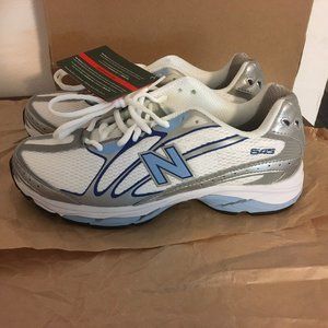 New Balance Sneakers (Size 7.5 Women) New In Box